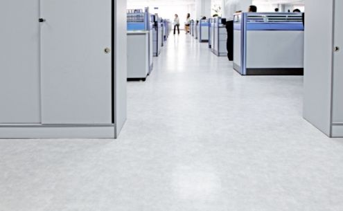 鋪裝塑膠地板前，你必須要知道的八個常識問題！