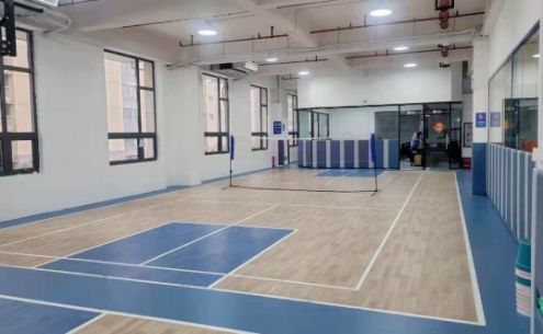 運(yùn)動(dòng)塑膠地板，保障運(yùn)動(dòng)安全