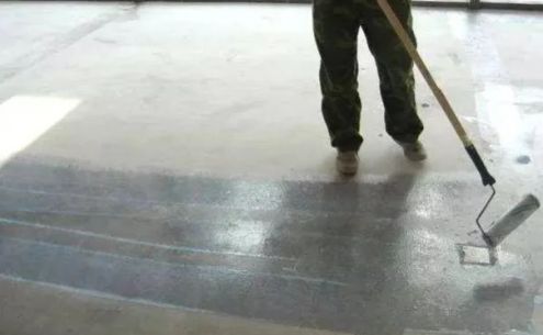 冬天鋪裝PVC地板要注意使用防凍膠水