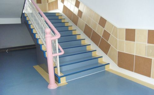 幼兒園塑膠地板如何分辨是全新料還是回收料