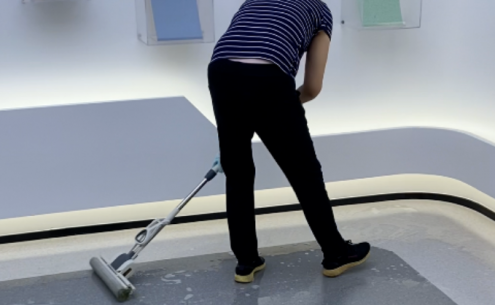 PVC塑膠地板清洗與打蠟指南：延長(zhǎng)使用壽命的實(shí)用方法