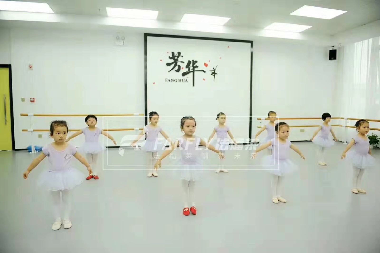 1639729023175352.jpg 7d27dad6c85bb29cc70c222ee4a5bdf.jpg