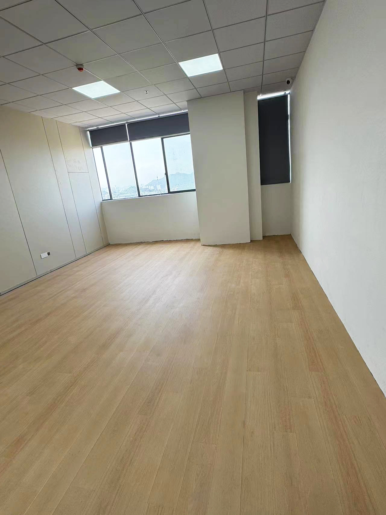 1733274448336424.jpg (木紋7205+走廊水磨石009)義烏車(chē)間+辦公室 (5).jpg